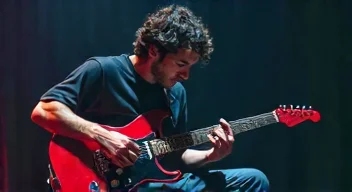 Einblicke von Jeff Ling, dem Gitarristen (2/10)